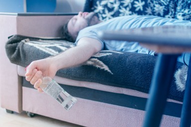 Вывод из запоя в Костомукше